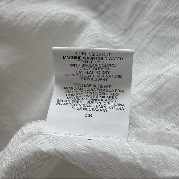 Figueroa & Flower White Drapey Elegant Lace Button Down 3/4 Sleeve Blouse - Picture 11 of 11